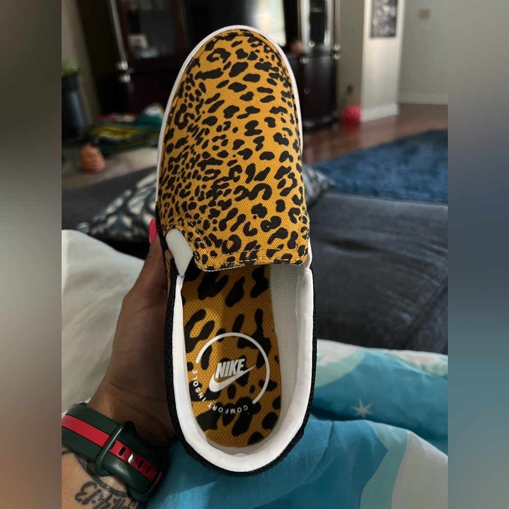 Women’s Nike Court Legacy SLP